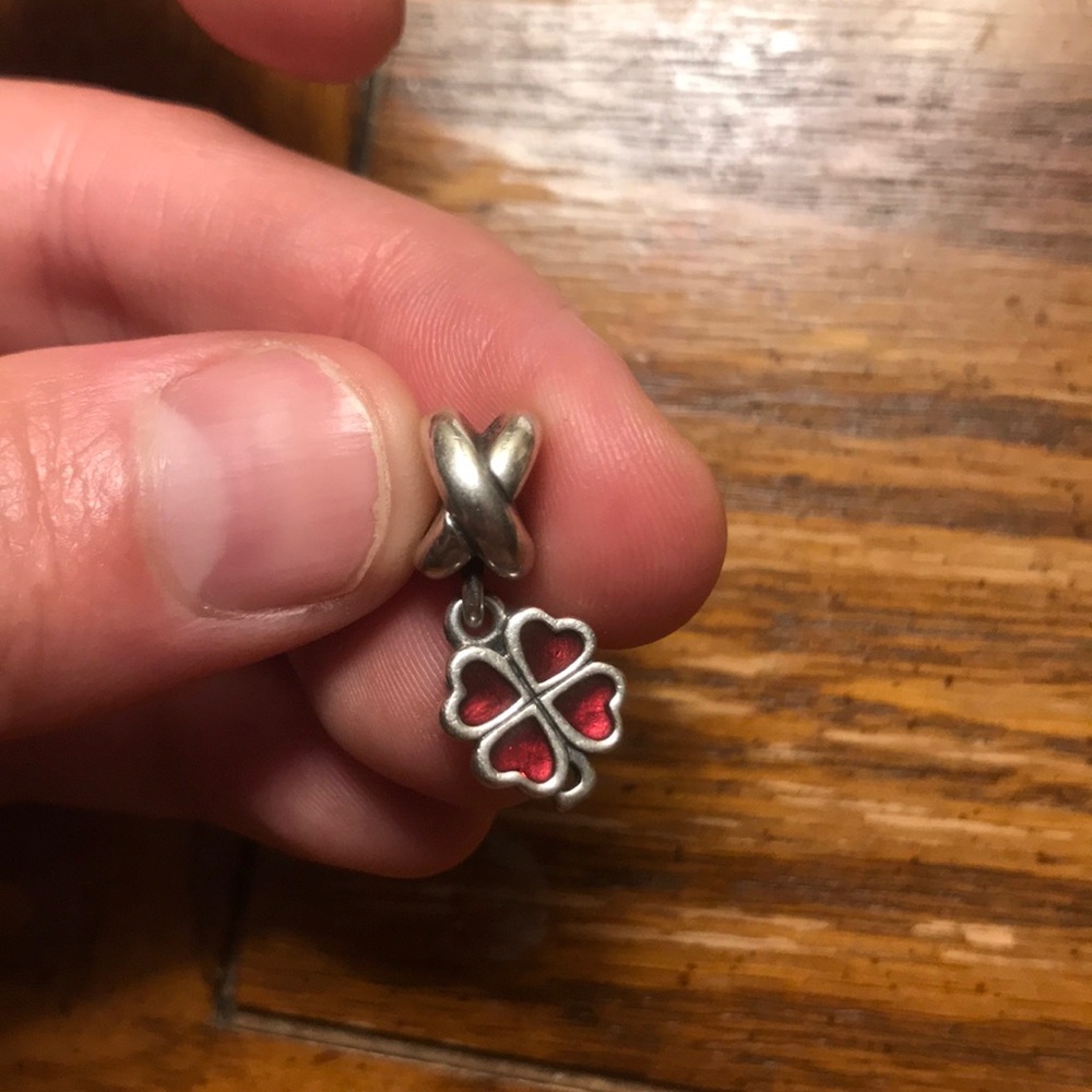 Pandora four leaf clover